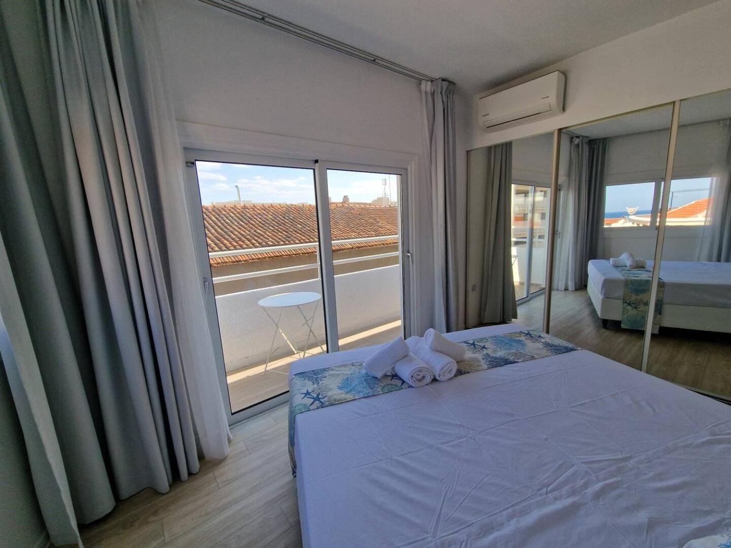 Kitieos Central Apts 100M From Finikoudes Beach Larnaca Exterior foto
